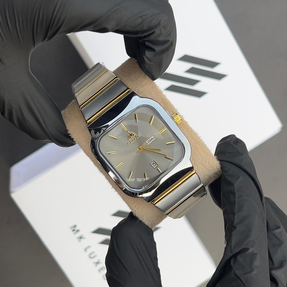 Elite - Signature Watch