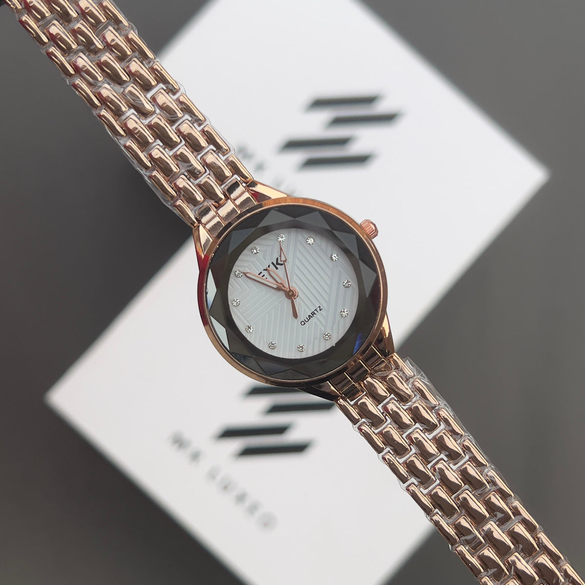 IW - The Essence of Luxury