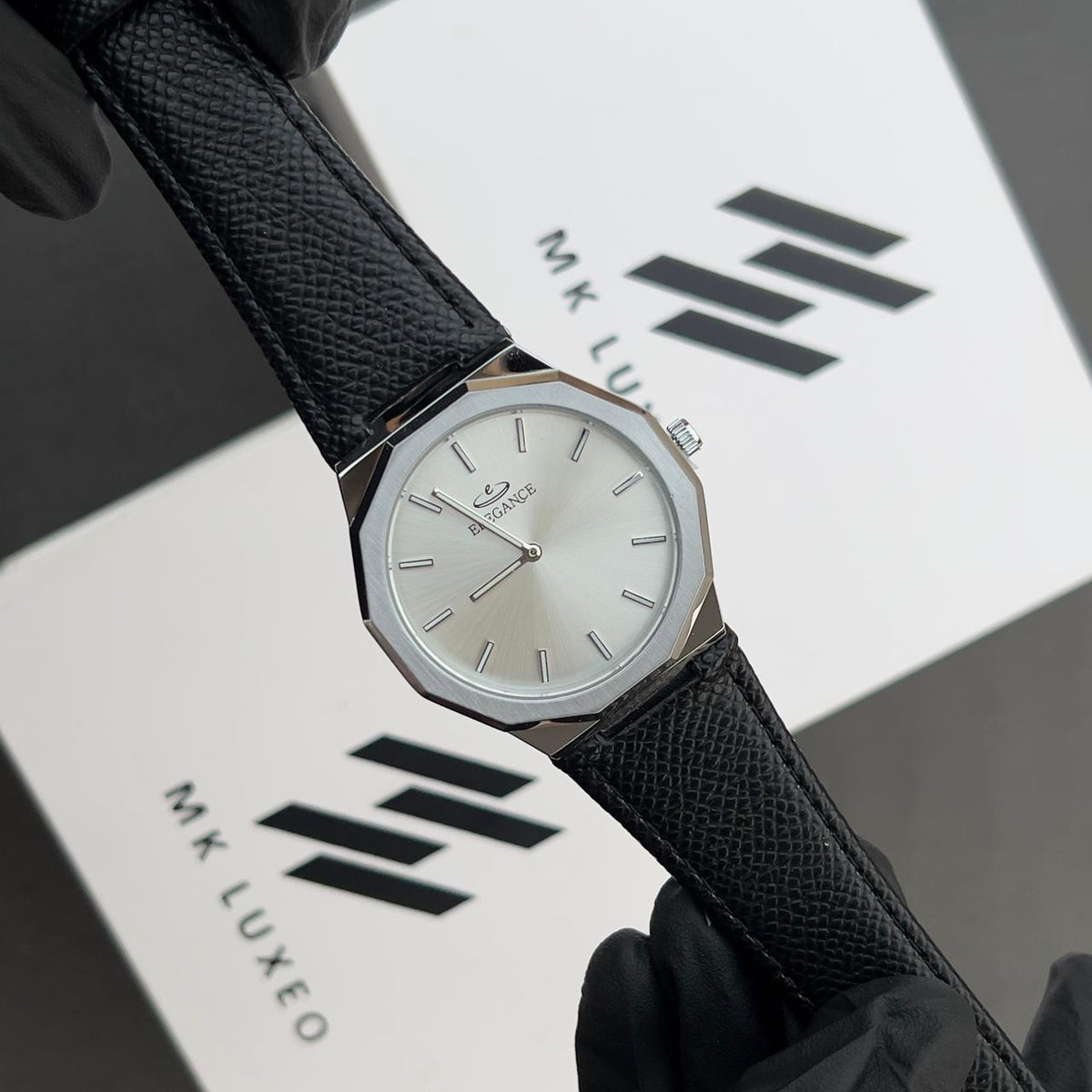 Minimal Class For Men