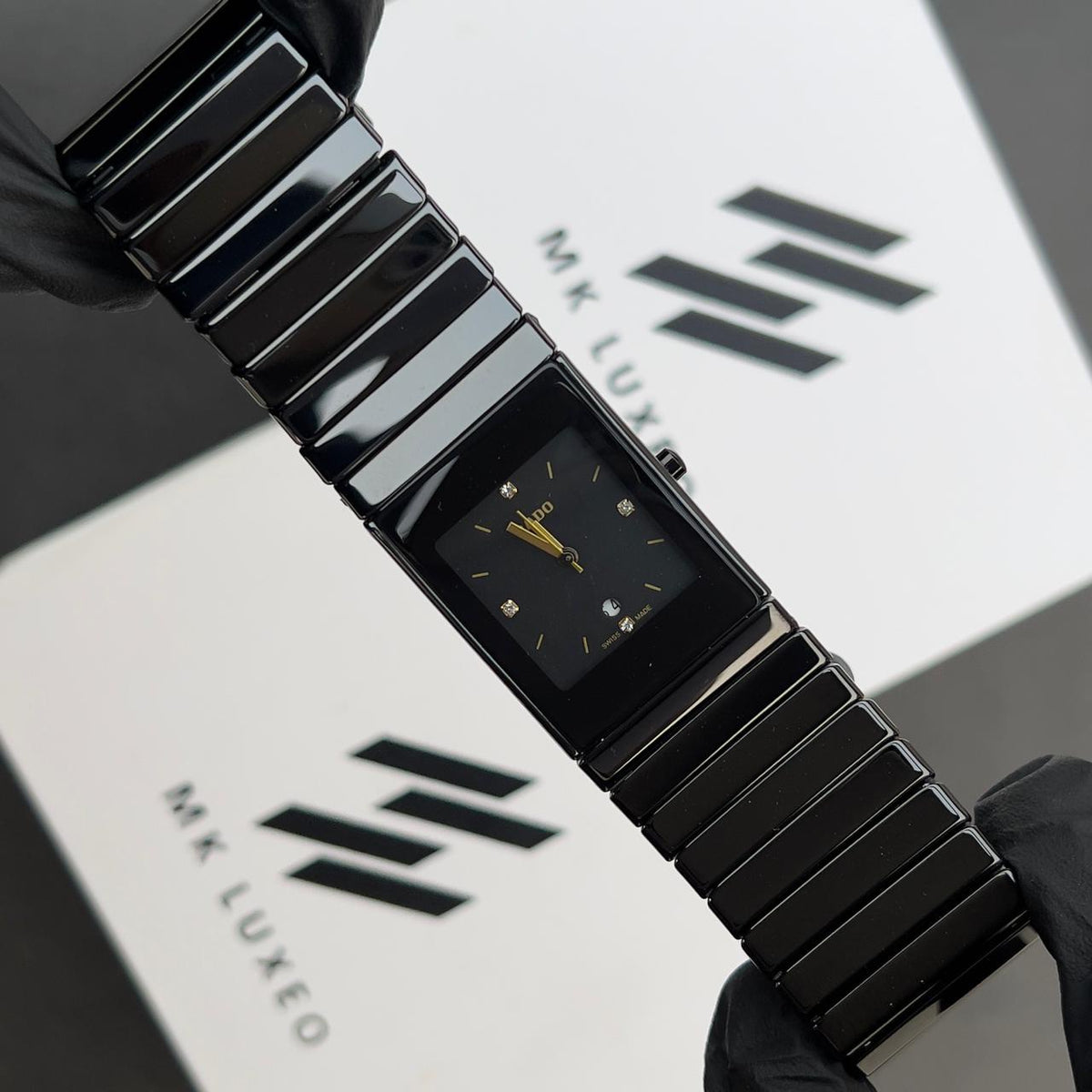 Luxury Men Watch – Modern Style