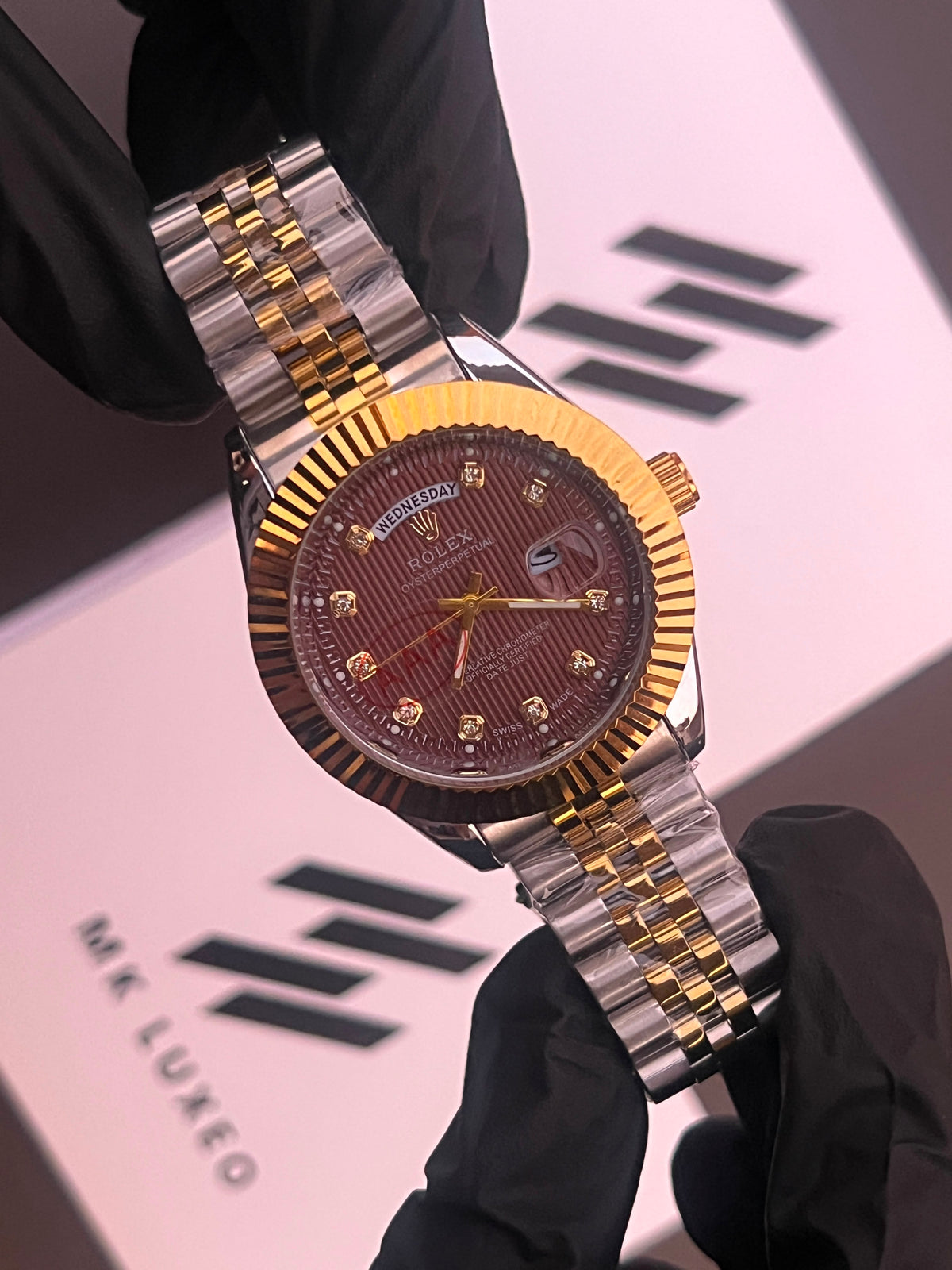 Signature Day Date Watch