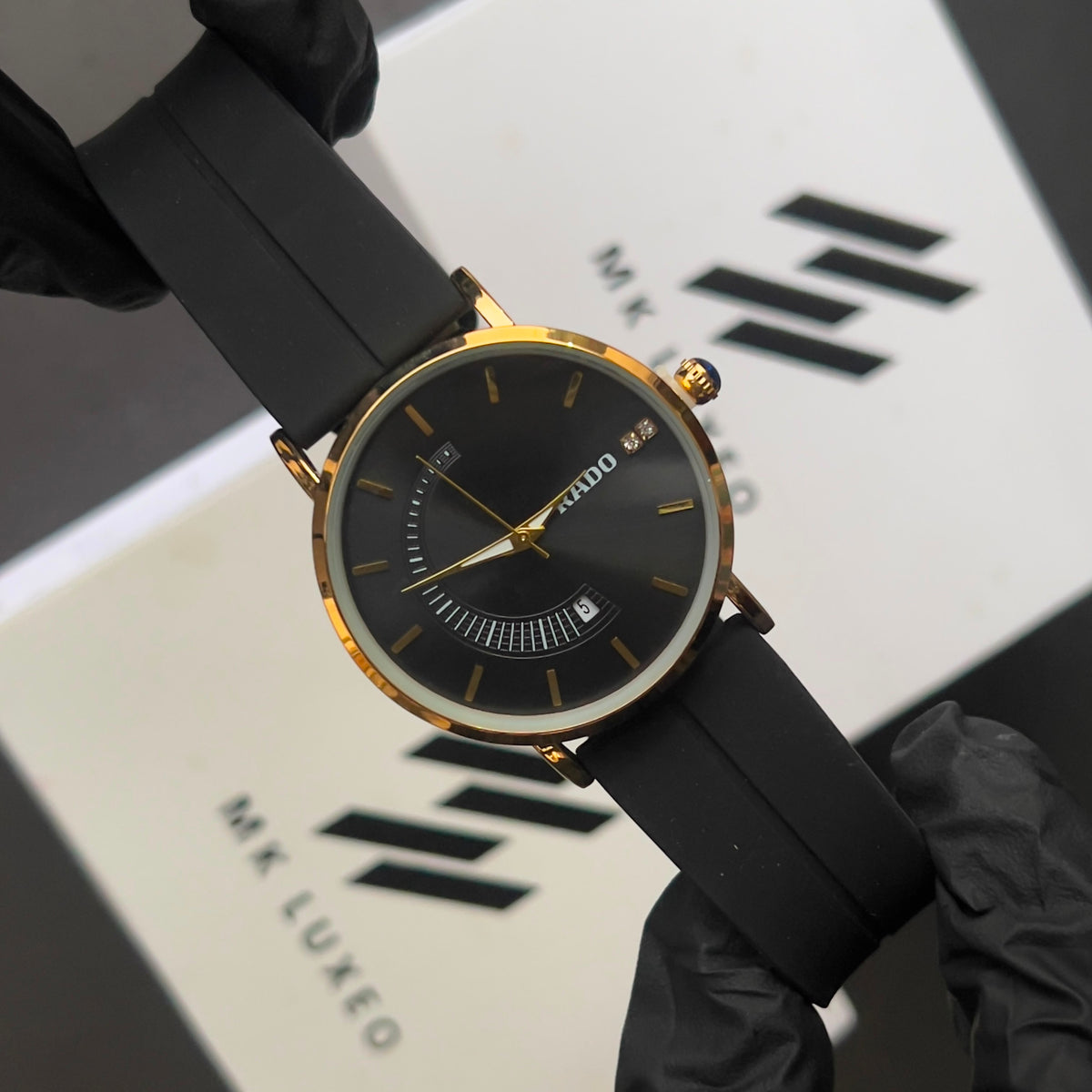 Luxury Ultra Slim Watch – Gold Accent Edition