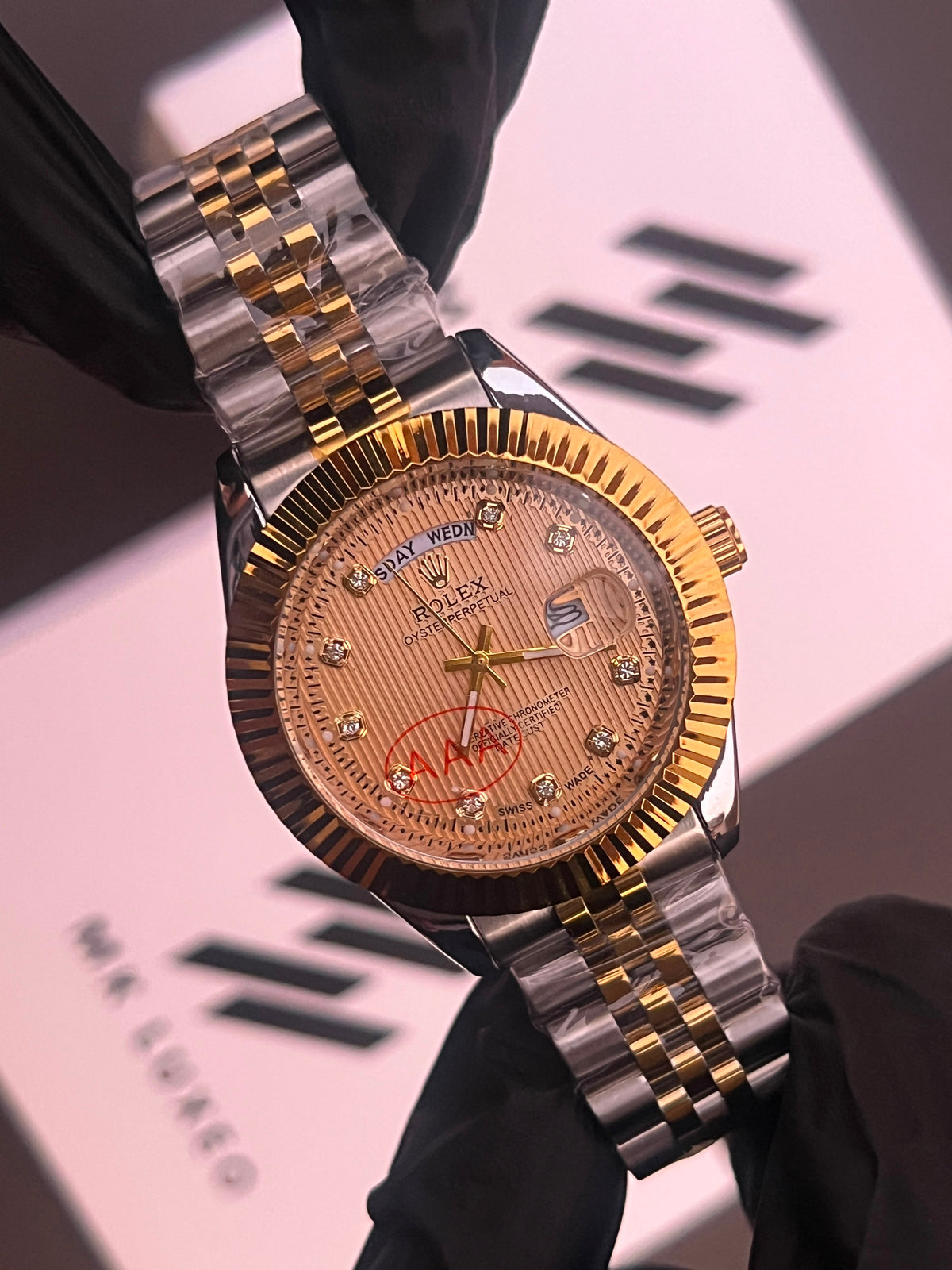 Signature Day Date Watch