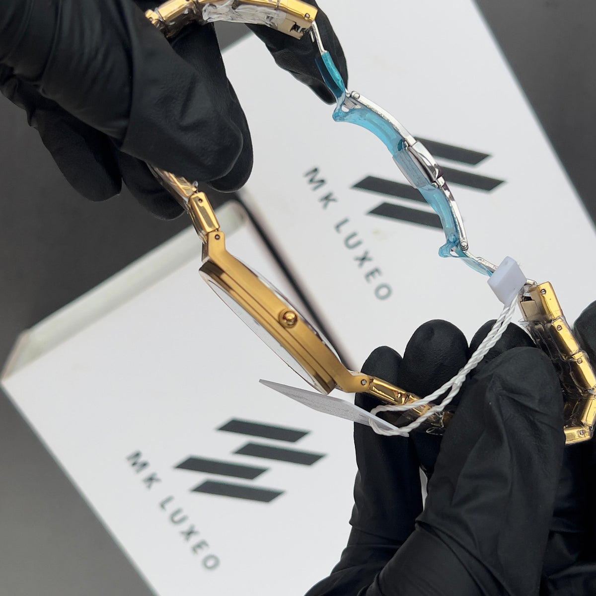 Elegant Timepieces by BW