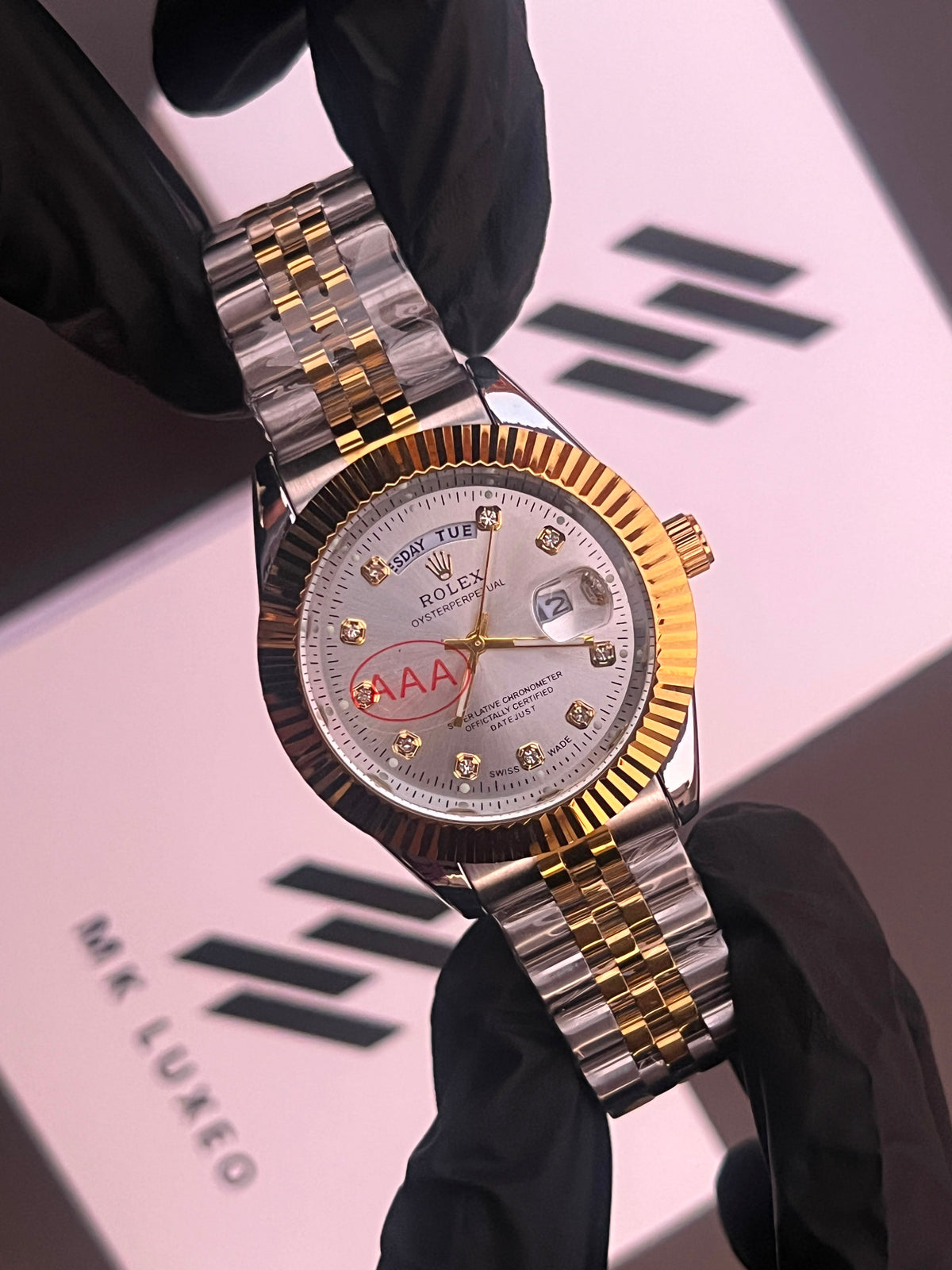 Signature Day Date Watch