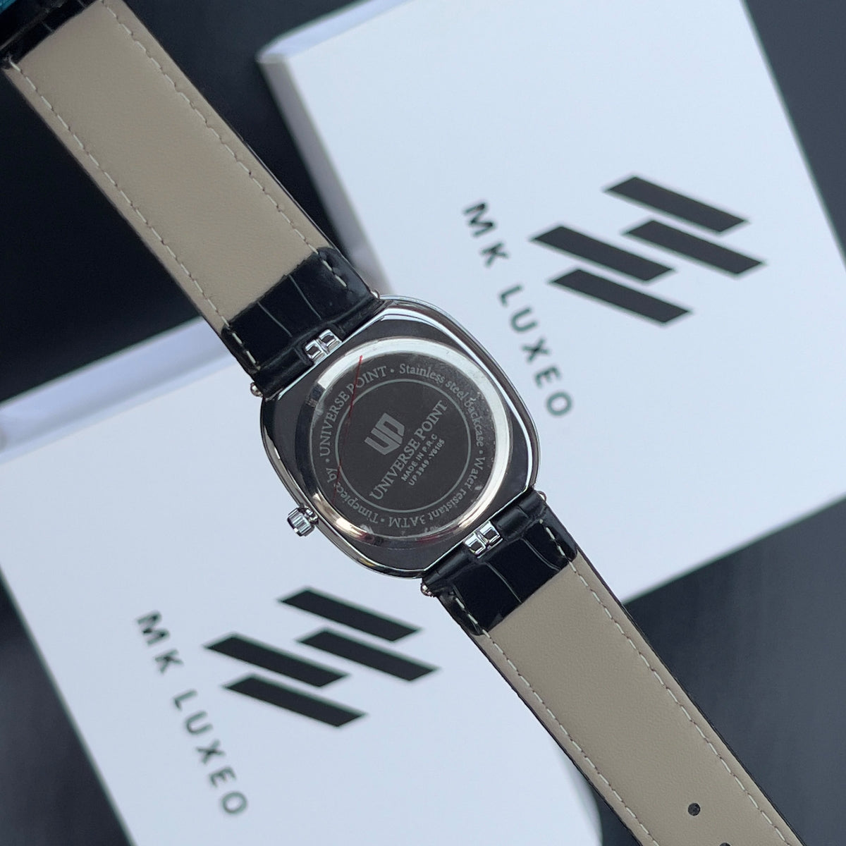 Men’s Dress Watch with Crocodile Pattern Leather-Style Strap