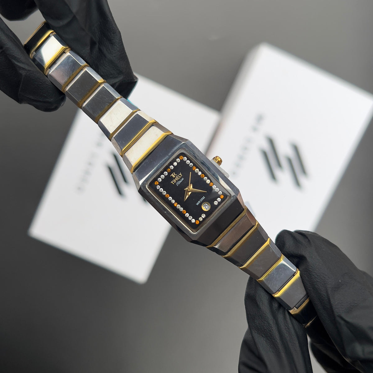 TR - Watches that respect time and tradition.