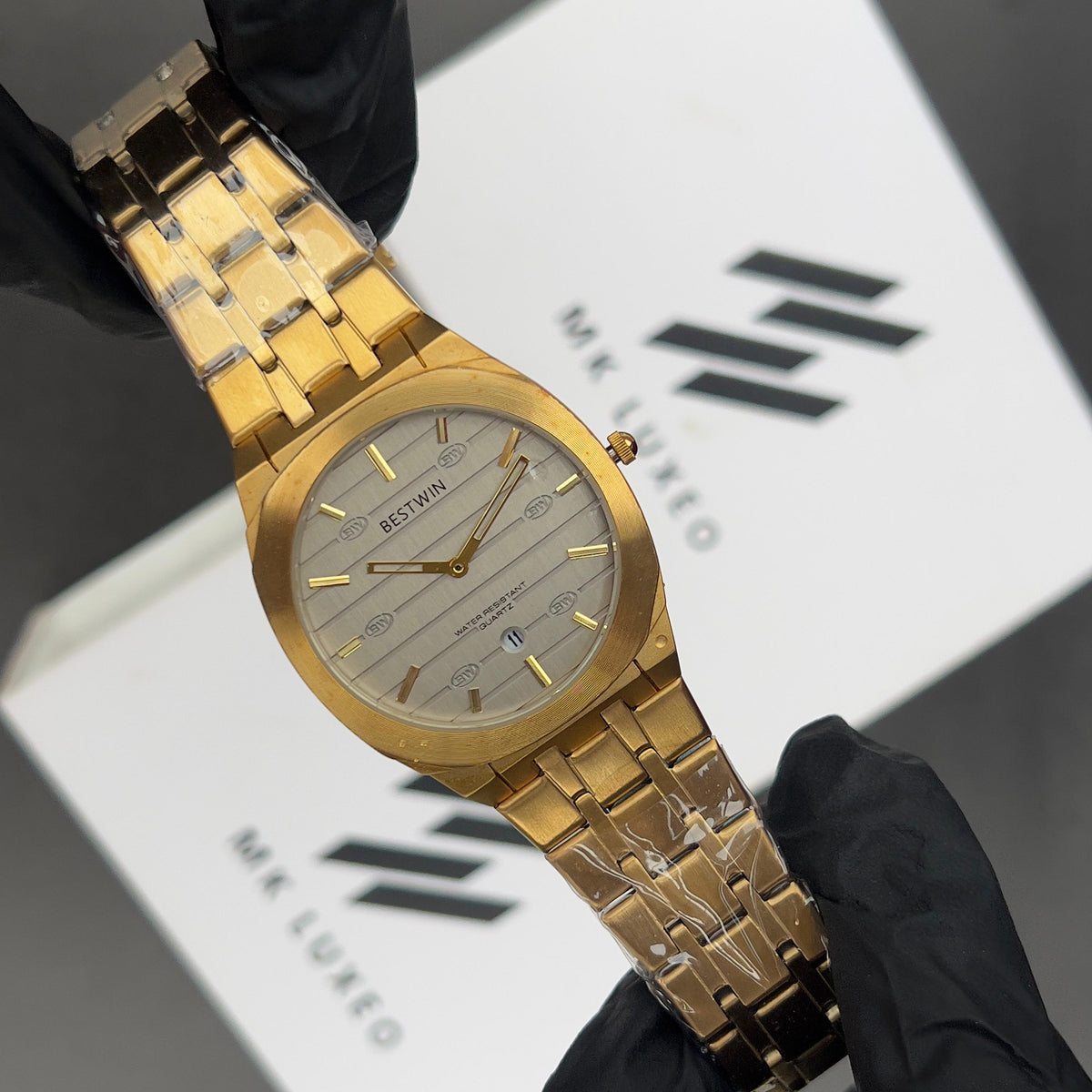 Elegant Timepieces by BW